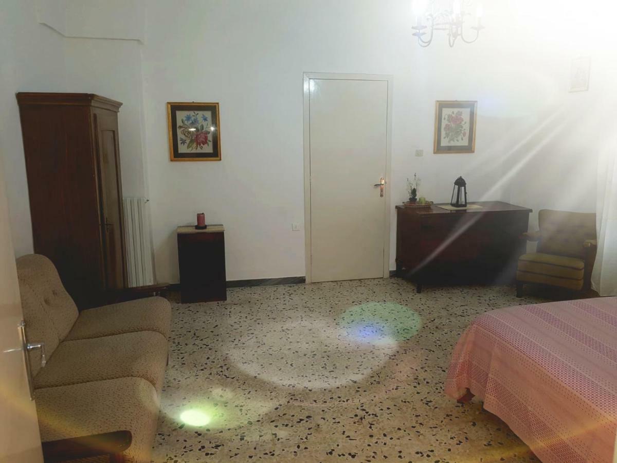 Vacanza Nel Salento1 Matino Bagian luar foto