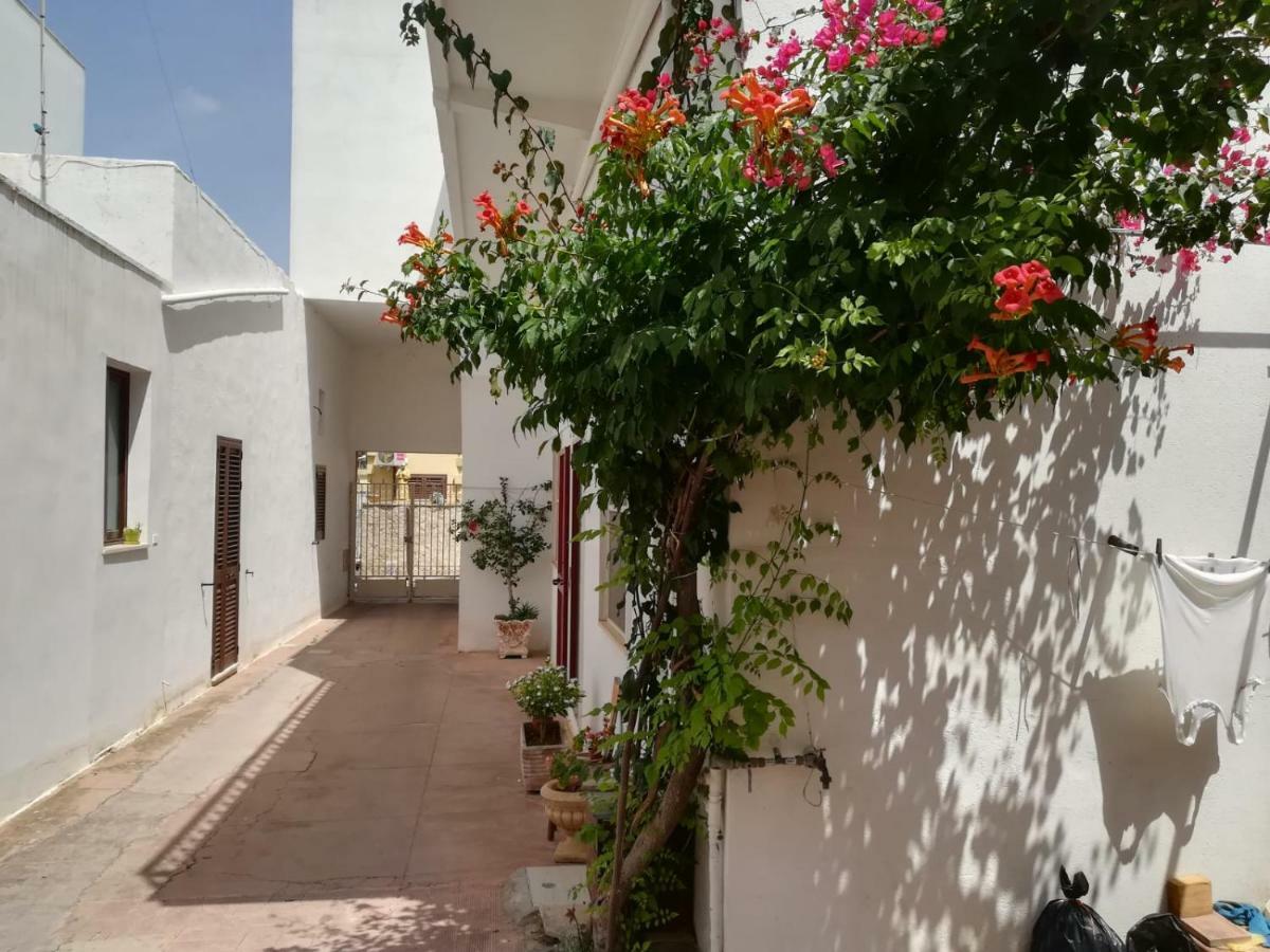 Vacanza Nel Salento1 Matino Bagian luar foto